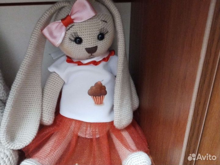 Вязаный заяц ручная работа