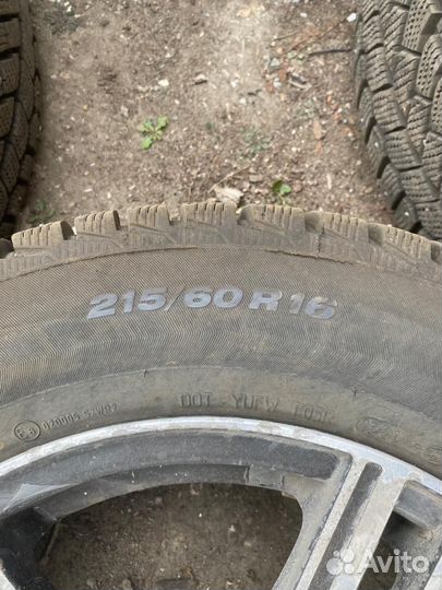Viatti Brina Nordico V-522 215/60 R16