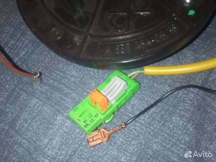 Кабель спиральный