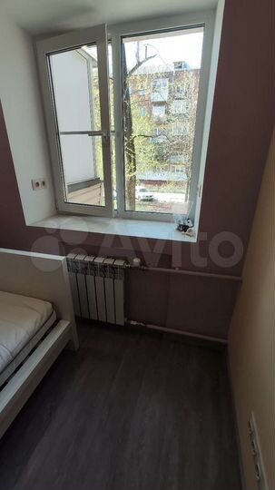 Комната 12 м² в 5-к., 2/5 эт.