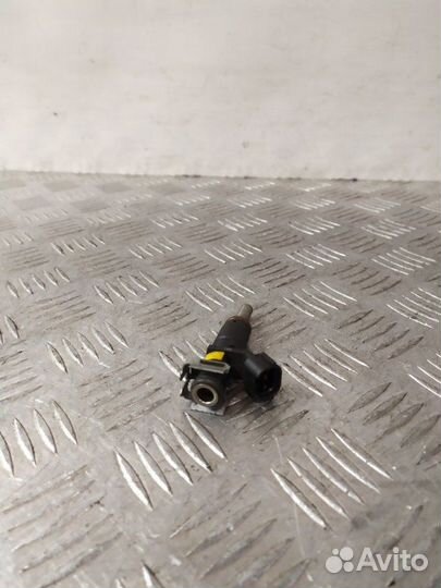 Форсунка Peugeot 308 универсал 1.6 EP6 2010