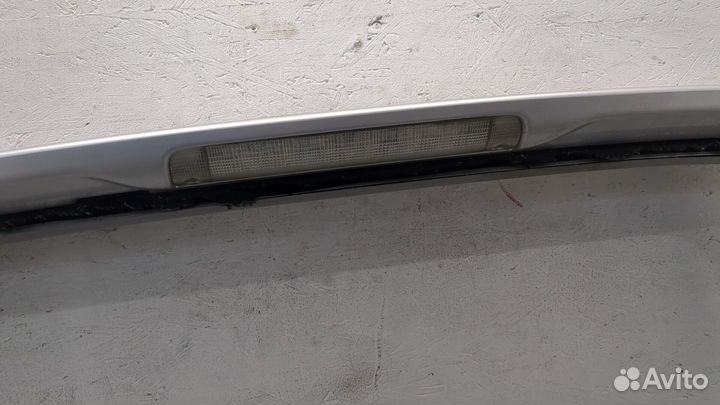 Крышка багажника Toyota RAV 4