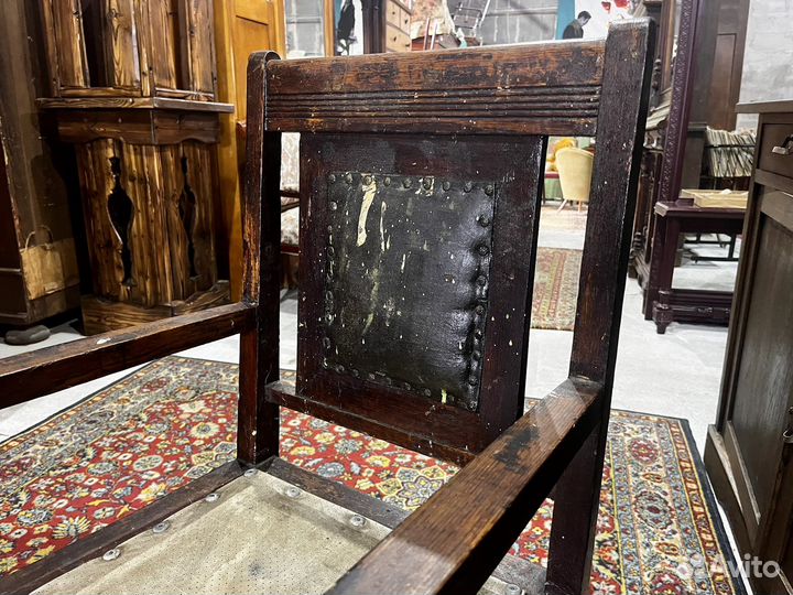 Кресло старинное