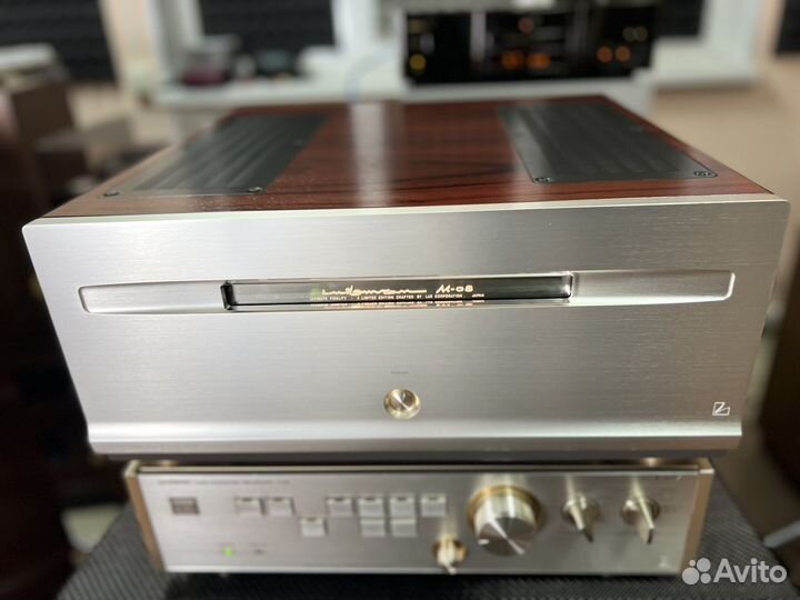 Усилитель Luxman M 08