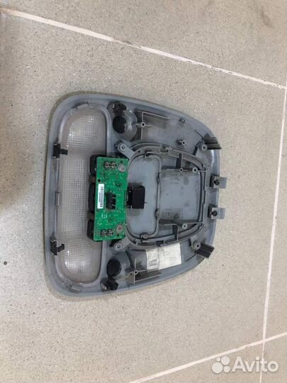 Плафон салонный Acura MDX 2001-2006 90131S3VA01