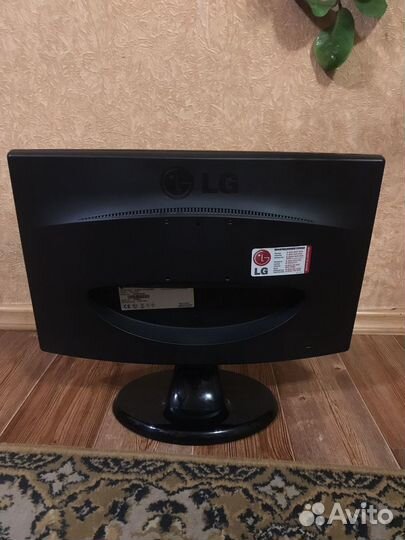 Монитор Lg