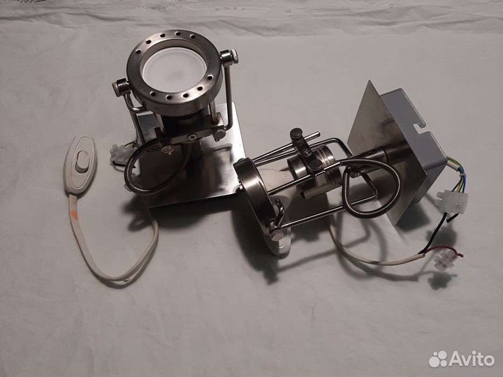 Светильники хромированные, розетки