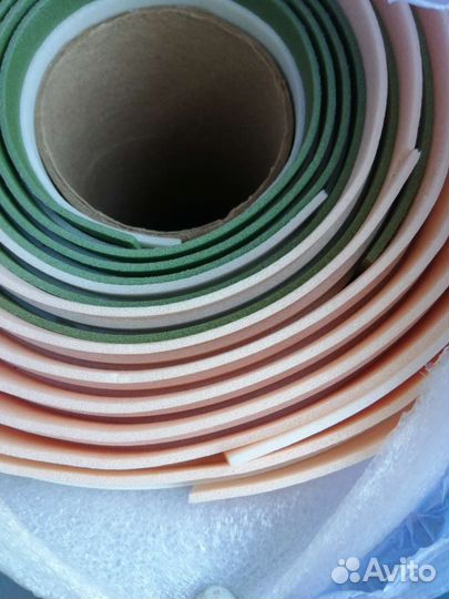 Продам 2 набора изолона для творчества