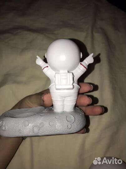 Светильник ночник космонавт