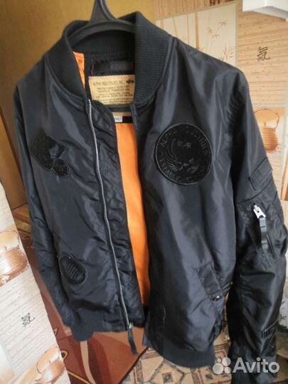 Бомбер alpha industries