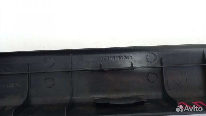 Накладка порога передняя правая Toyota Camry XV50