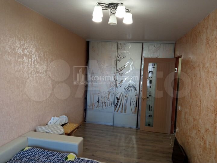 1-к. квартира, 30 м², 3/3 эт.