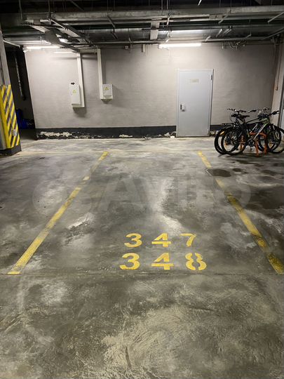 Машиноместо, 15 м²