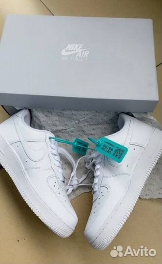 Nike Air Force 1