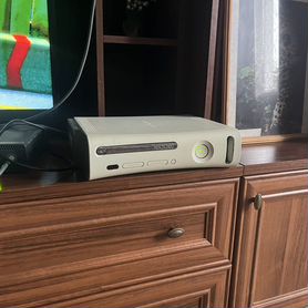 Xbox 360+80 игр