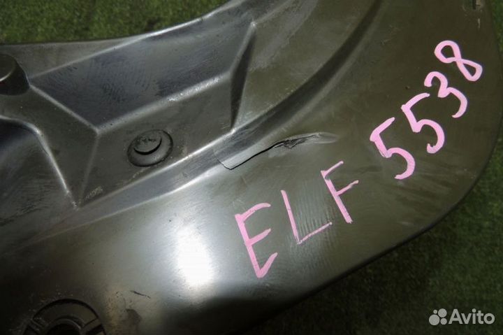 Пластик салона Isuzu Elf NKR81E