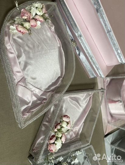 Подарочные коробки