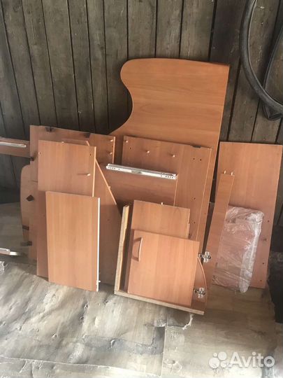 Компьютерный стол угловой