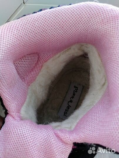 Продам обувь для девочки