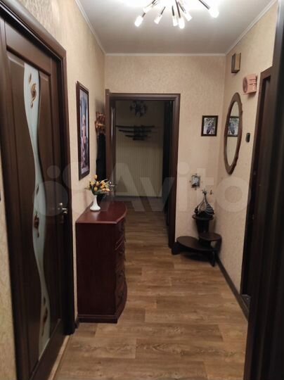 2-к. квартира, 50 м², 9/10 эт.