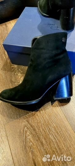 Ботильоны замшевые 40