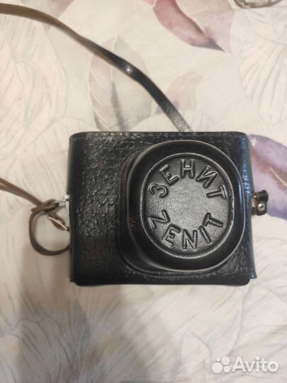 Плёночный фотоаппарат Zenit-E