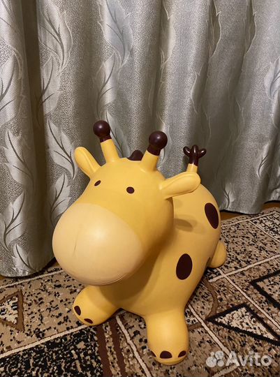 Игрушка прыгун жираф