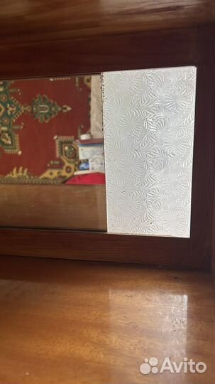 Шкаф сервант старинный