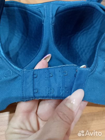 Бюстгальтер топ размер М или 75-80С-Д