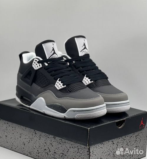 Кроссовки Nike Air Jordan 4 Retro