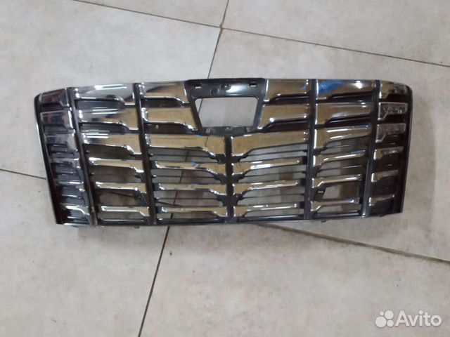 Решетка радиатора Toyota Alphard 3
