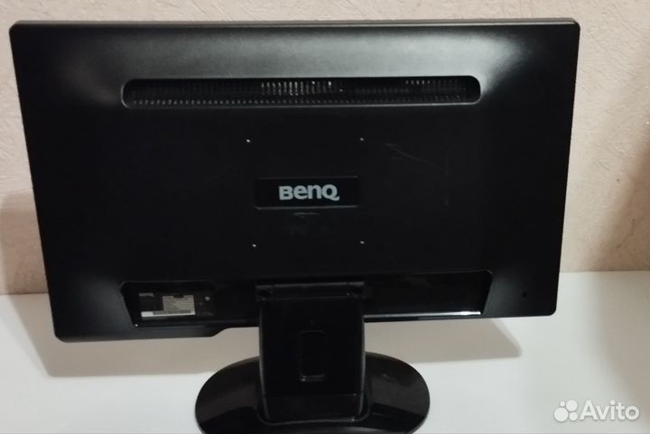 Монитор 22 дюйма benq full HD
