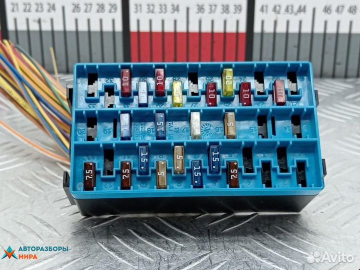 Блок предохранителей Renault Scenic рест. 2001