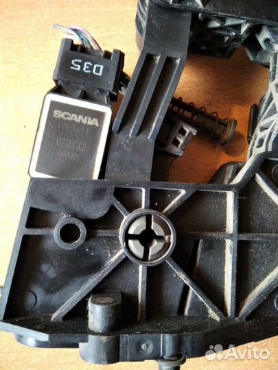 Педаль газа 1729022 б/у для Scania (Скания) P-ser