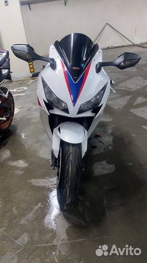 Honda cbr 1000 rr