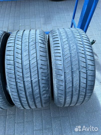 Bridgestone Alenza 001 275/45 R20 и 305/40 R20