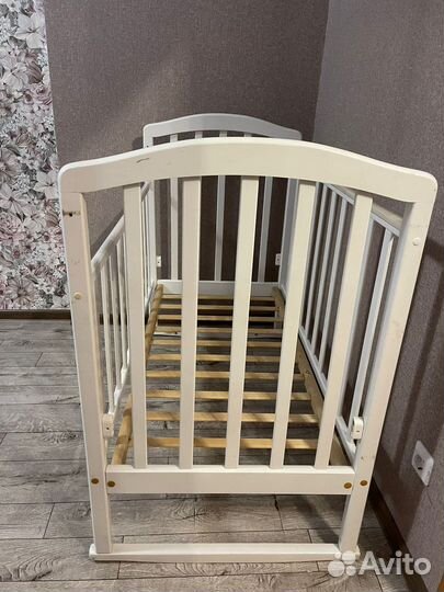 Детская кровать-качалка