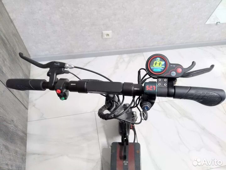 Электросамокат kugoo max speed