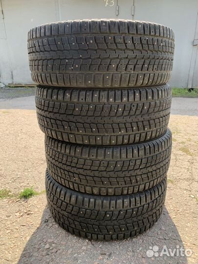 Dunlop SP Winter Ice 01 205/55 R16