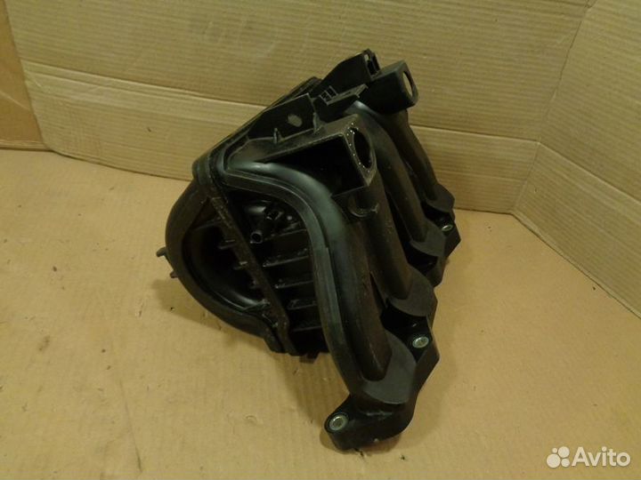 Suzuki SX4 2006-2013 коллектор впускной б/у