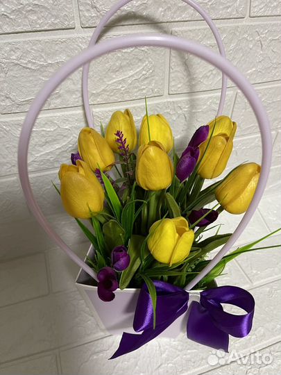 Тюльпаны цветы