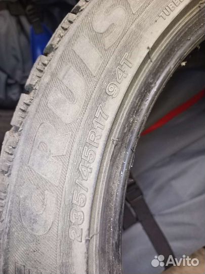 Bridgestone Ice Cruiser 7000 235/45 R17