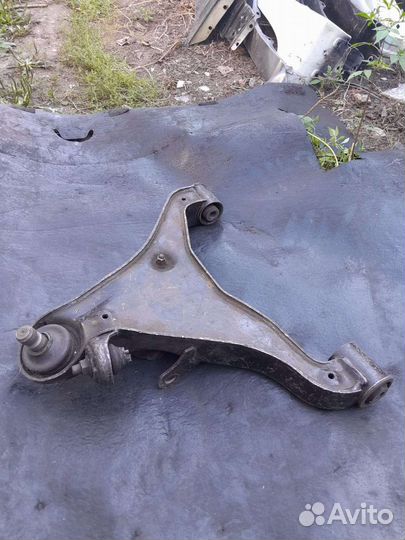 Рычаг задний нижний.Nissan Pathfinder 2008г