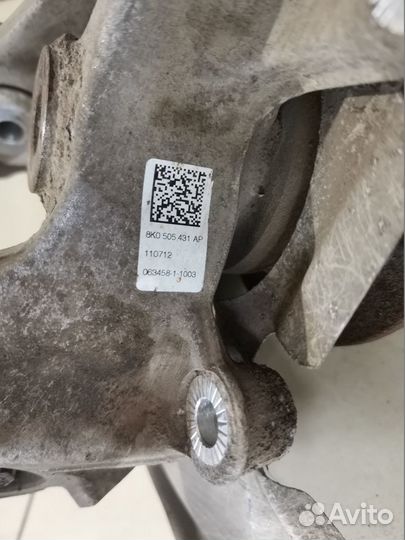 Кулак задний левый Audi A4 A5 S4 S5 Q5 A6 A7