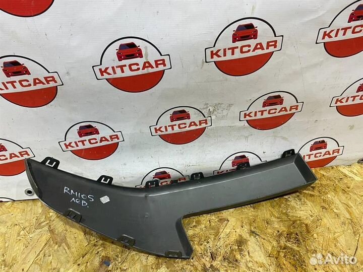 Молдинг переднего бампера Renault Megane 2