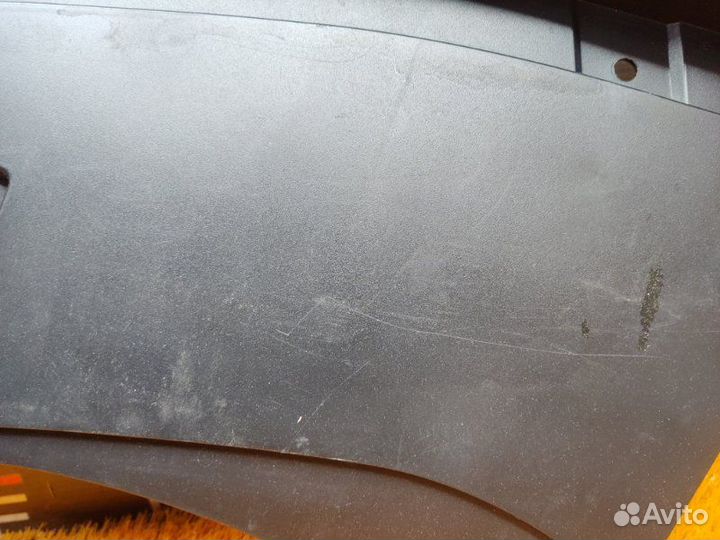 Ящик для инструментов левый Bmw 7-Series E65