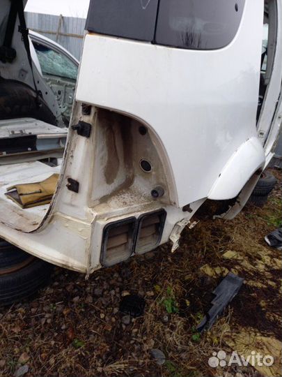 Крыло заднее правое Mercedes-Benz M-Class W163