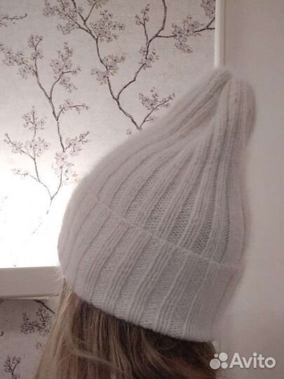 Шапка из пуха норки белая