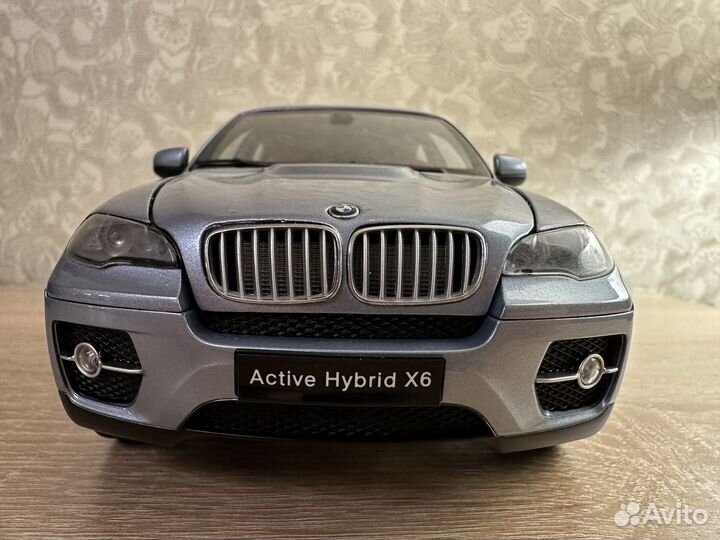 BMW X6 E71 ActiveHybrid 1:18 Kyosho