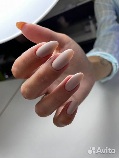 Маникюр с гарантией на покрытие